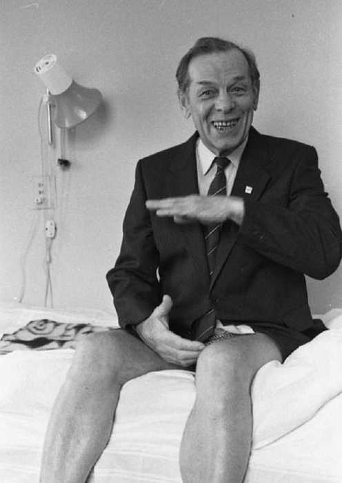 Георгий Жженов в Боткинской больнице в 1989 году.