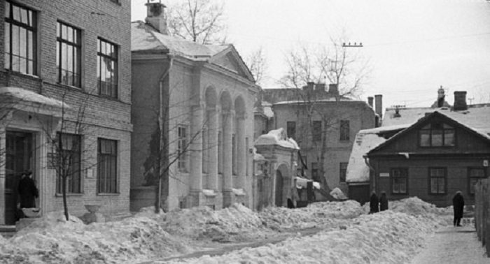 Спасопесковская площадь, юго-восточный угол. СССР, Москва, 1966 год. 