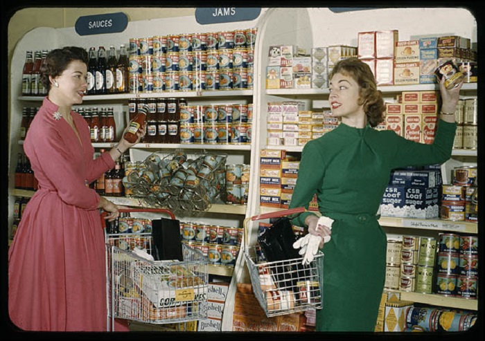 Магазинчик в австралийском Сиднее в 1957 году. 