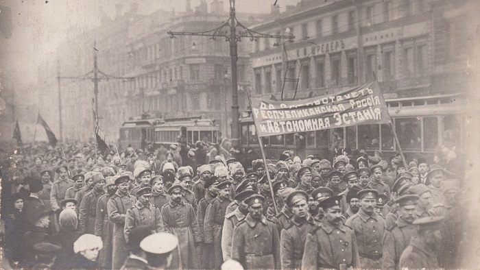 Эстонская манифестация на Невском проспекте.  Петроград,  26 марта 1917 года.