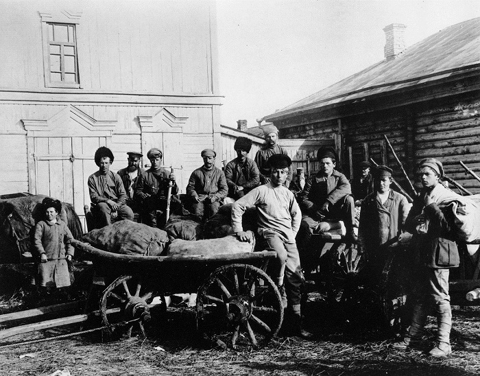  Продовольствие доставленное самарскими рабочими и крестьянами для 1-го Советского батальона. 1920 год.