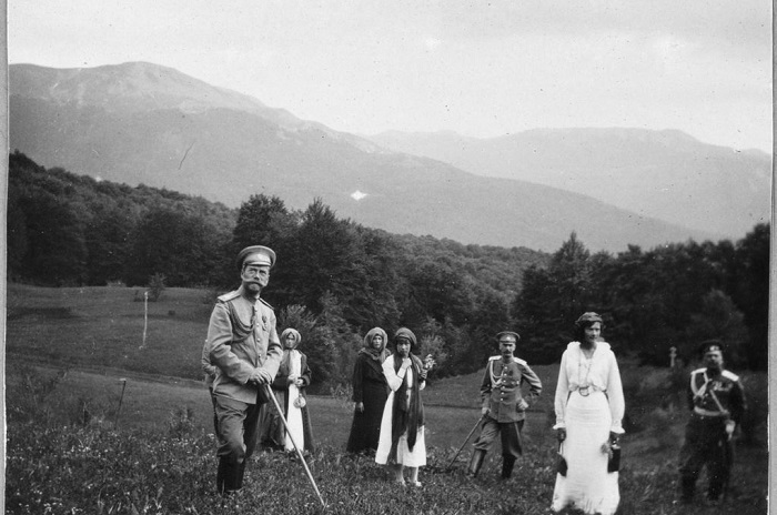 Уникальные фотографии из жизни государя-императора Николая II.