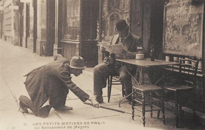 Собиратель окурков. Париж, 1900-е годы.