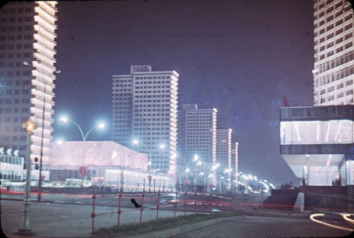 Проспект Калинина в Москве в 1967 году.