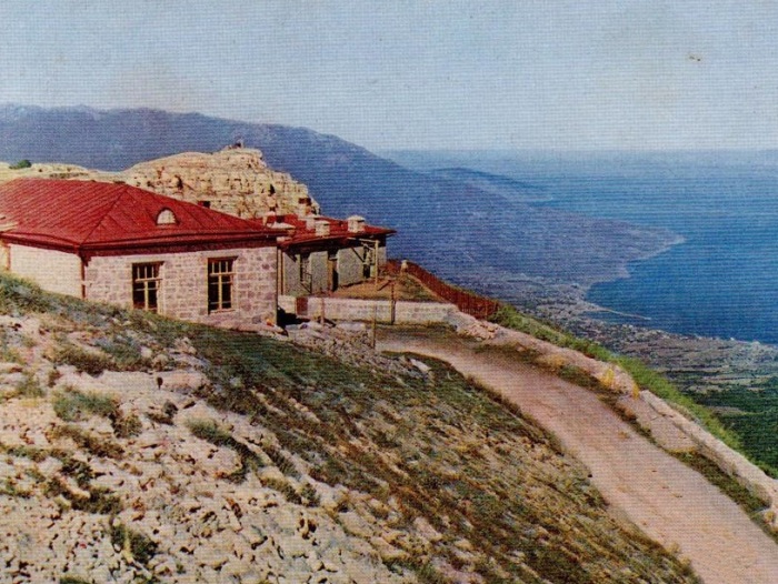 На вершине горы Ай-Петри. Крым, 1925 год. 