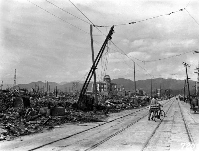 Разрушения на территории Хиросимы после атомной бомбардировки