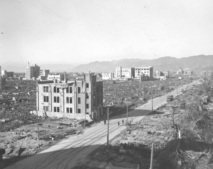 Вид на район Геиби в Хиросиме после атомной бомбардировки в 1945 году.