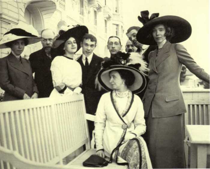Сергей Дягилев с друзьями в Ницце в 1911 году. Фото: «А.Боткин».