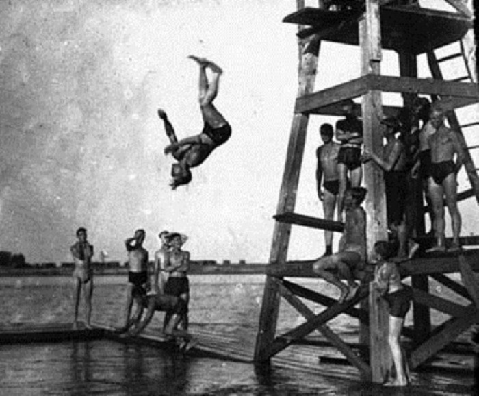 Отдых на воде. Кировская область, 1932 год. 