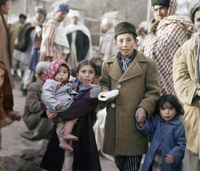 Дети на улице в Кабуле, ноябрь 1961 года.