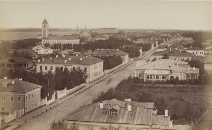 Улица в архангельском квартале для иностранцев. Россия, 1887 год. 