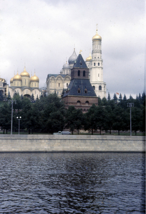 Вид на Кремль и Москву-реку. СССР, Москва, 1963 год.