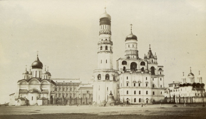  Колокольня Ивана Великого в Москве. Россия, 1880 год.