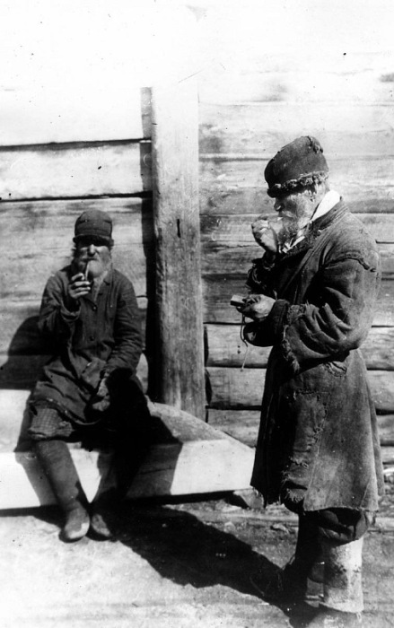 Крестьяне-челдоны. Город Красноярск, 1916 год. 