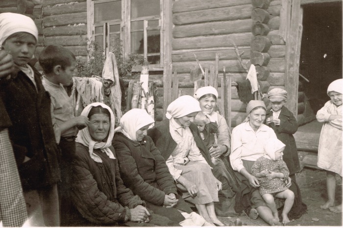 Фотография, сделанная на восточном фронте. СССР, Украина, 1941 год. 