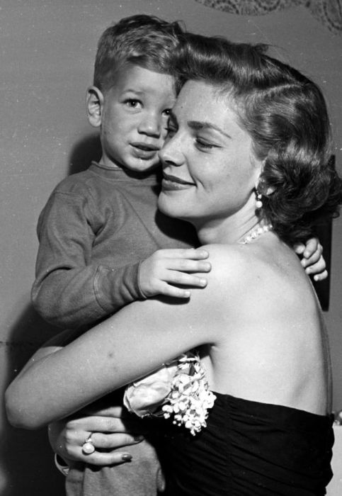 Одна из величайших кинозвезд в истории Голливуда со своим сыном Стефеном.