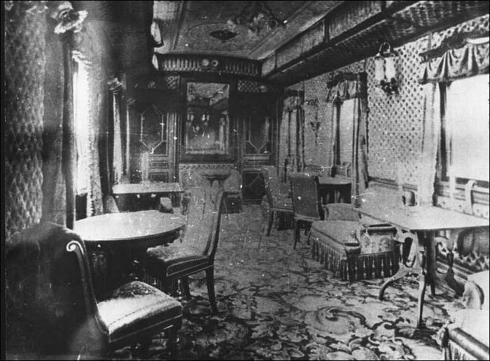 Императорский вагон-ресторан. Россия, 1916 год.