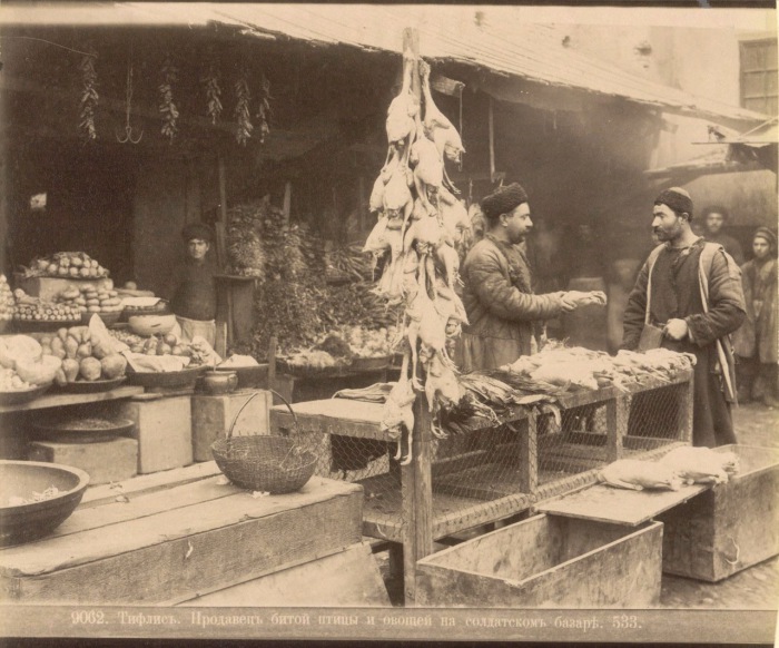 Продавец птицы и овощей. Тифлис, 1890 год. 