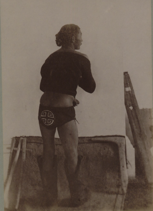  Урянхайский борец в специальном костюме. Урянхайский край, 1897 год.