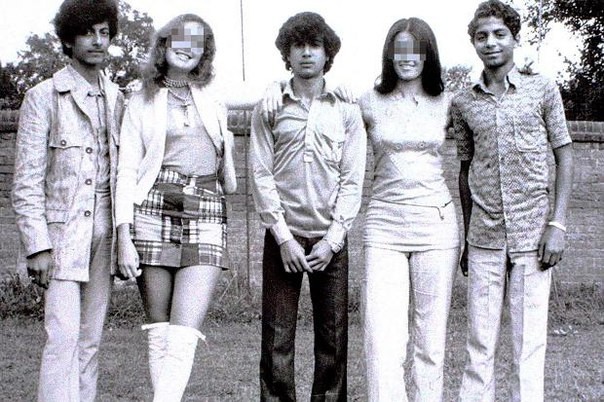 Усама бен Ладен с одногруппниками, 1971 год.