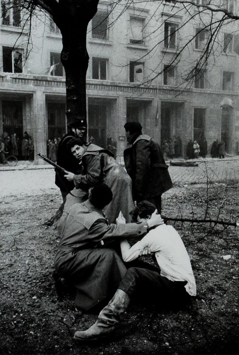 Вооружённое восстание против советского режима в Венгрии.