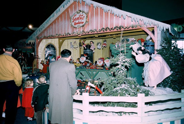 Рождественская выставка в Ford Rotunda, 1955 год.
