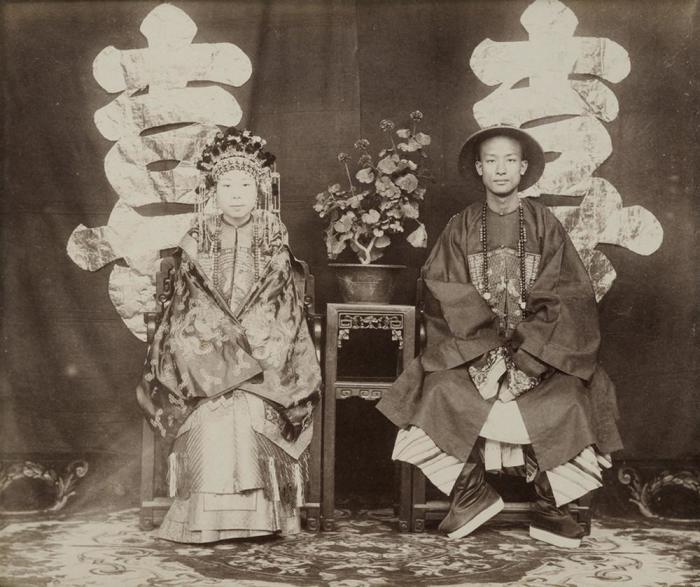 Свадебная фотография, 1870-е годы. Автор фотографии: Томас Чайлд.
