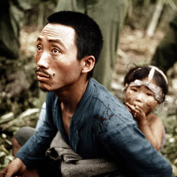 Мирные жители в 1944 году во время битвы за Сайпан. 