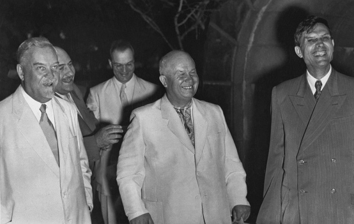 Николай Булганин, Никита Хрущев и Михаил Суслов, 1955 год.