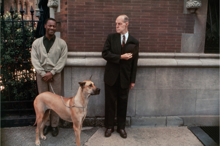Уличная фотография в откровенном и сосредоточенном на людях стиле. Америка, Нью-Йорк, 1963 год.