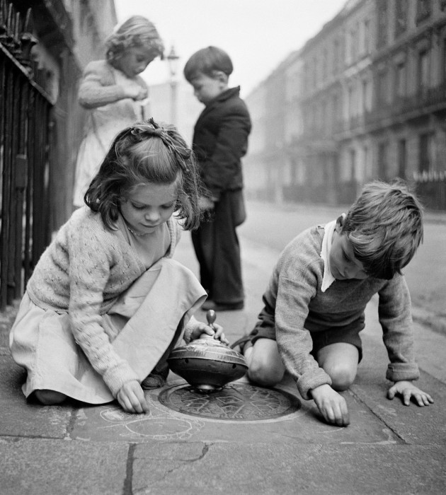 Тротуарное искусство. Лондон, 1956 год.