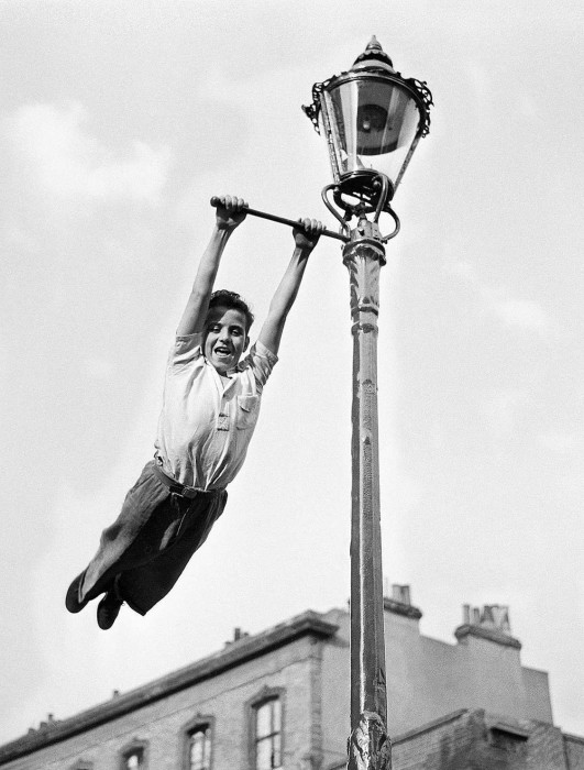 Фонарный Тарзан, 1955 год.