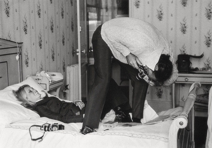 Французская актриса Бриджит Бардо и британский актер Шон Коннери во время съемок «Шалако», 1968 год. 