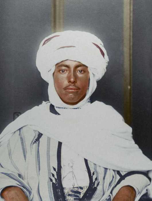 Алжирец, эмигрировавший в Америку в 1910 году.