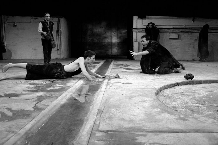 Ирландская актриса и театральный режиссёр Фиона Шоу в трагедии Софокла. Великобритания, Лондон, 1988 год.