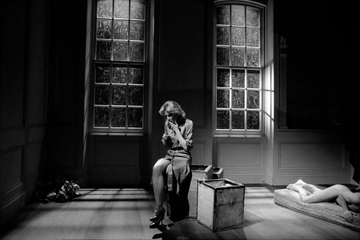 Австралийская актриса Кейт Бланшетт в пьесе Дэвида Хэйра «Изобилие». Великобритания, Лондон, Театр Альмейда, 1999 год.