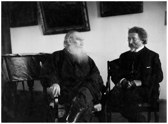 Лев Толстой и Илья Репин, 18 декабря 1908 года. Тульская губерния, Крапивенский уезд, деревня Ясная Поляна.