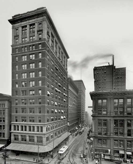 Улица в центре города. США, Цинциннати, 1910 год.