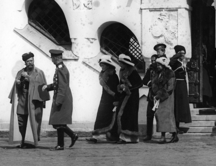 Члены царской семьи. Россия, Царское Село, 1913 год.