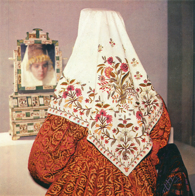 Традиционный головной убор. Новгородская губерния, 1979 год.