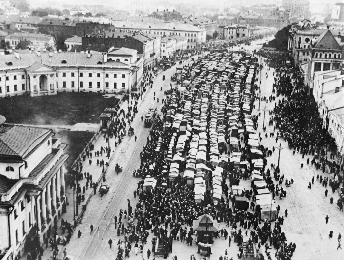Сухаревский рынок. Москва, 1920-е годы.