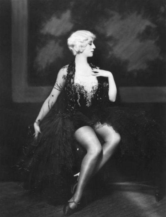 Талантливая актриса и танцовщица, которая была популярна в 1930-х годах.