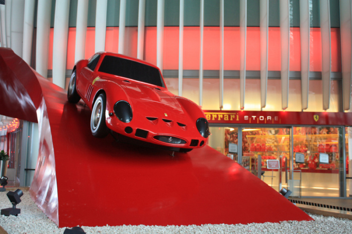 Galleria Ferrari - самая большая коллекция Ferrari за пределами Италии.