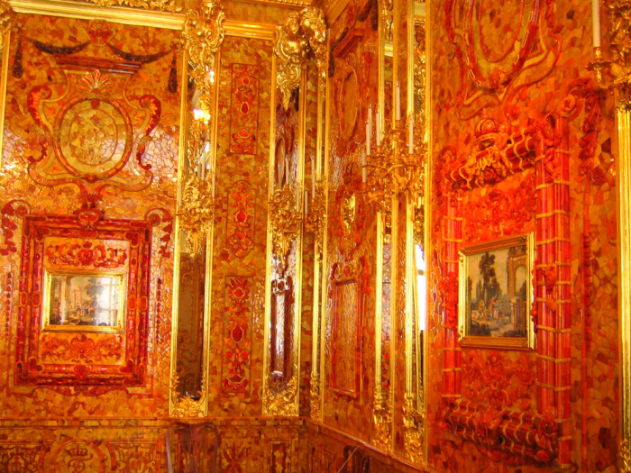 Янтарный кабинет – знаменитое сокровище российских монархов. Фото: peterburg.biz.