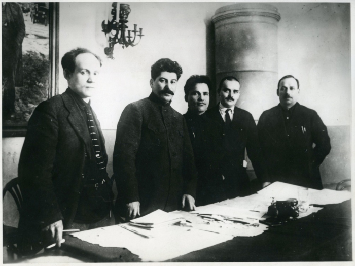 Советские лидеры в Ленинграде, 1926 год. | Фото: ru.wikipedia.org.