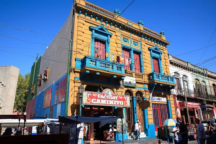 Factory Caminito – традиционный клуб, где танцуют страстное аргентинское танго