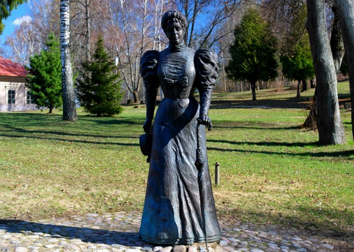 Скульптура Марии Клавдиевны Тенишевой./ Фото: izbrannoe.com