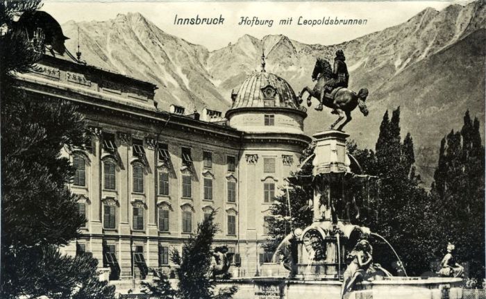 Императорский дворец с фонтаном Леопольда. Инсбрук Австрия, открытка 1910 года. / Фото: www.world4.info
