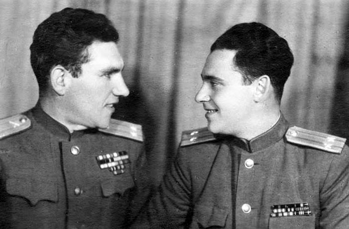 Братья Алексей и Семён Высоцкие. / Фото: www.livejournal.com