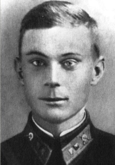 Евгений Матвеев офицер Красной армии, 1942 год. / Фото: семейный архив